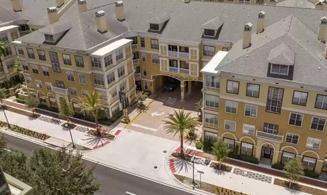 Building Photo - 860 N Orange Ave