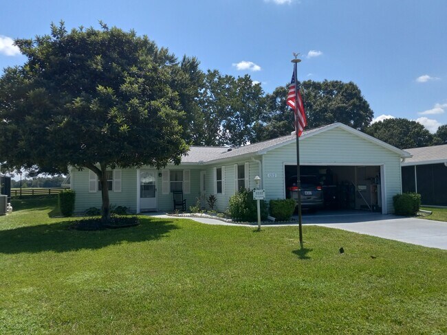 Building Photo - 1212 La Paloma Pl