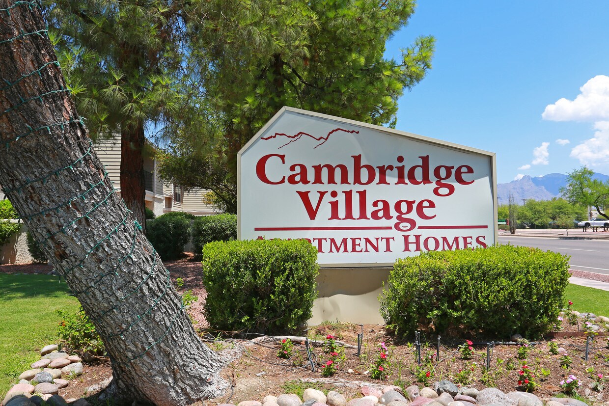 Foto principal - Cambridge Village