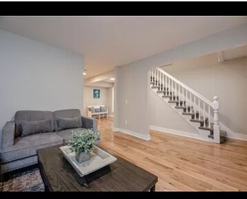 Foto del edificio - 688 Linden St