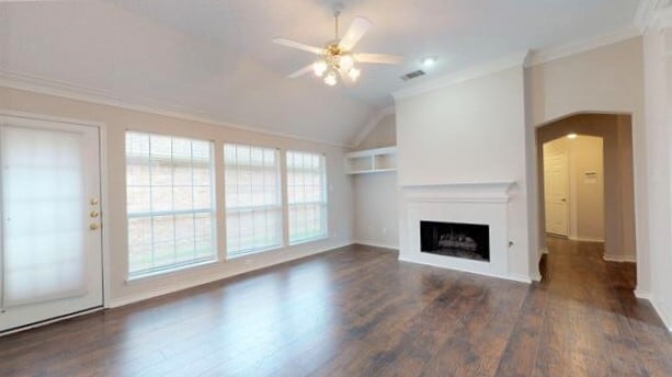 Photo - 402 Moss Hill Rd House