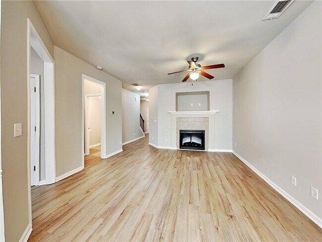 Building Photo - 531 Tufton Tr