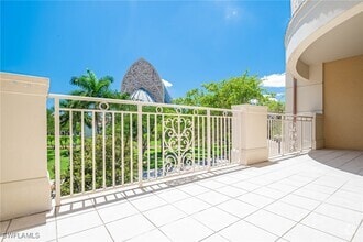 Building Photo - 5068 Annunciation Cir