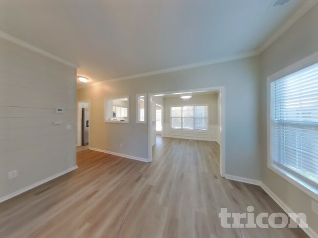 Building Photo - 311 Turtle Pointe Dr