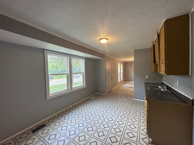 Foto del edificio - 904 Shasta Dr