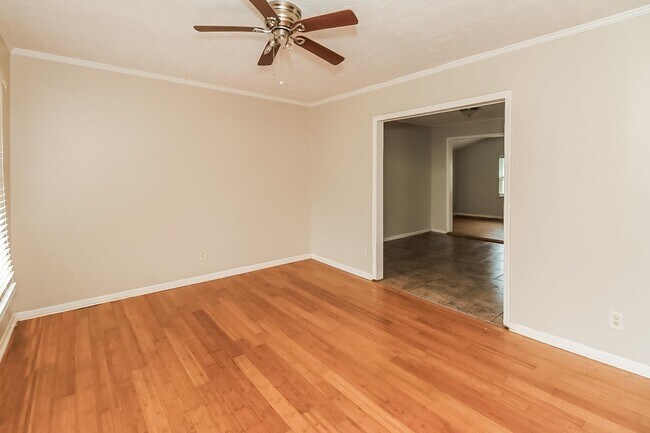 Building Photo - 2500 Dorita Ct