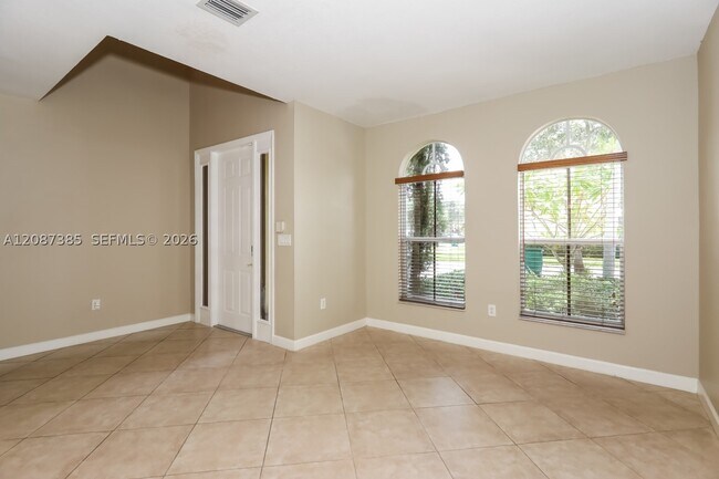 Building Photo - 12274 SW 123rd Pl