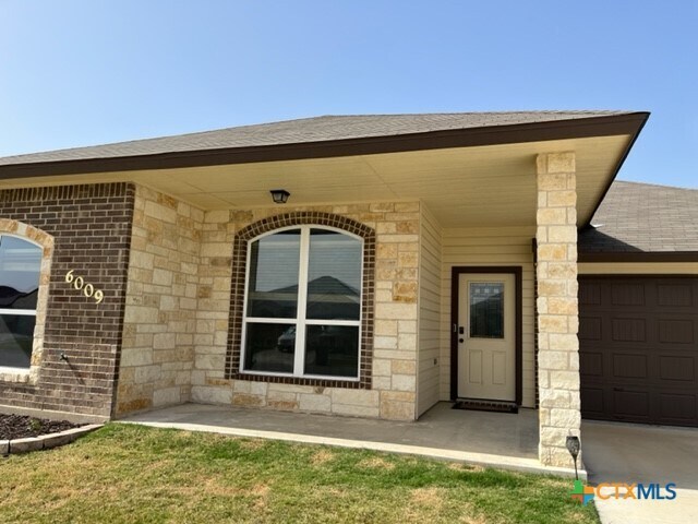 Foto del edificio - 6009 Cactus Flower Ln