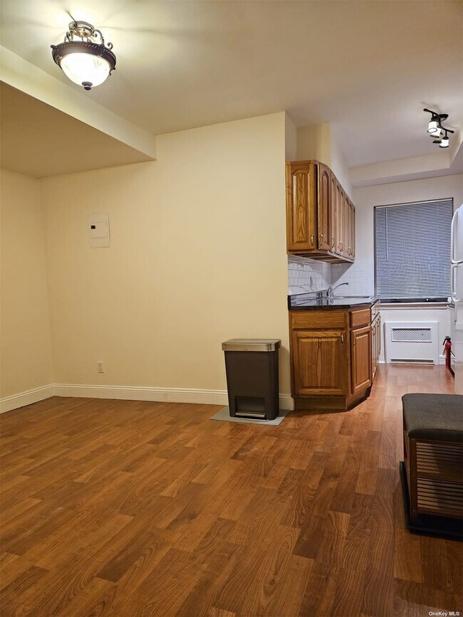 Building Photo - 23-12 42nd St