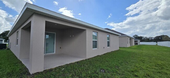 Building Photo - 7589 SW 108th St