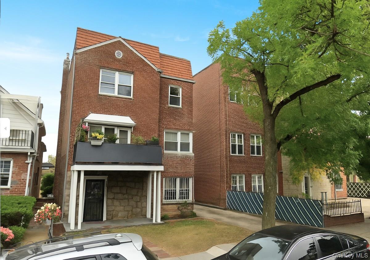 Foto principal - 63-97-97 Alderton St