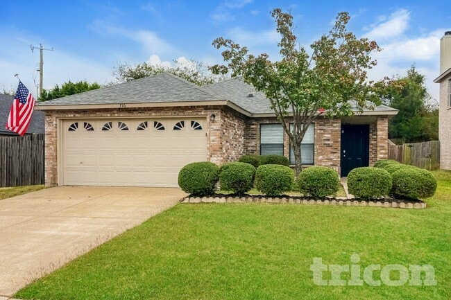 Building Photo - 716 King St