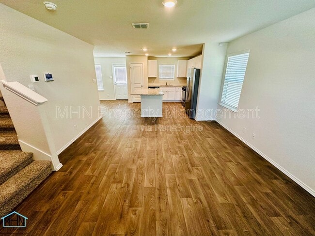 Building Photo - 14402 Navidad Pike