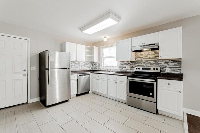 Foto del edificio - 1114 Leesburg Rd