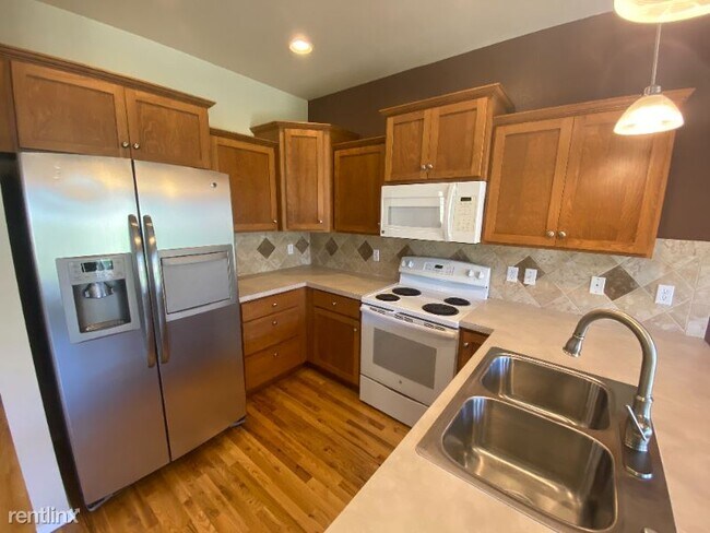 Foto del edificio - 4 br, 3 bath House - 18206 111th Avenue Ct E