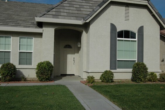 Foto del edificio - Spacious 3 Bed / 2 Bath Home – Over 2,000 Sq Ft
