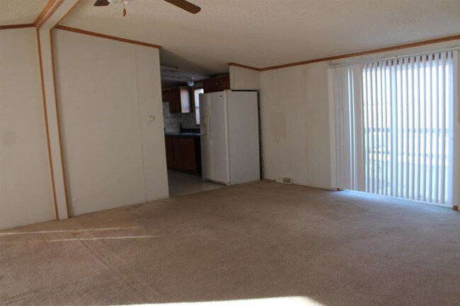 Building Photo - 1561 Piney Dr