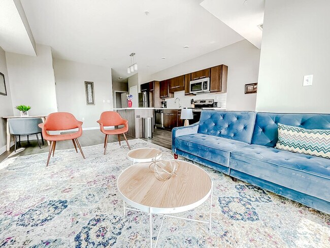 Foto del edificio - 1400 E Walnut St