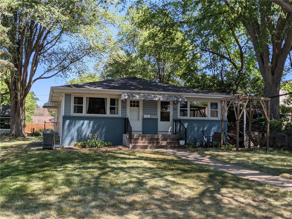 Primary Photo - 6014 W 39th St