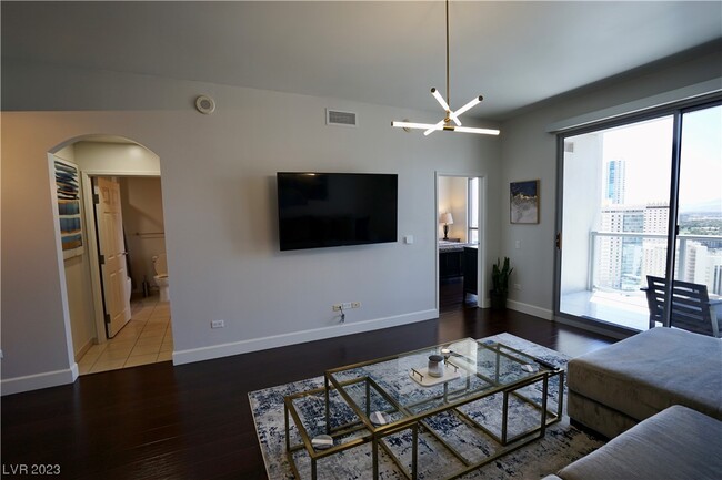 Building Photo - 200 W Sahara Ave