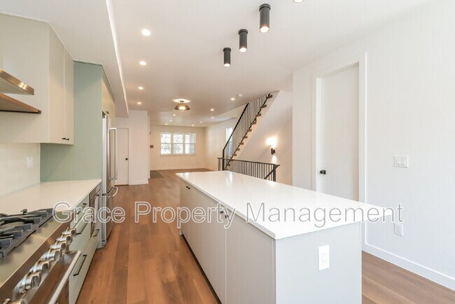Foto del edificio - 1308 S Grant St