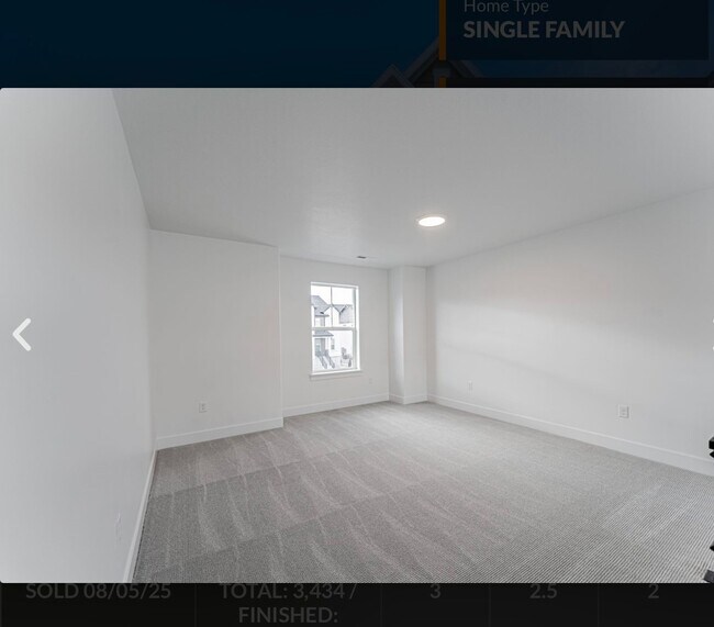 Foto del edificio - 13735 Devers Dr