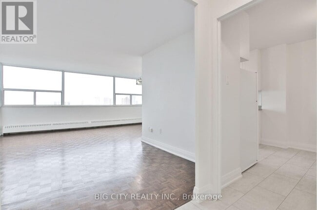 Building Photo - 185 Shaughnessy Blvd