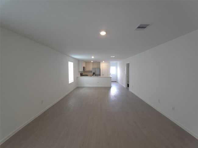 Building Photo - 26710 Sunrise Dr