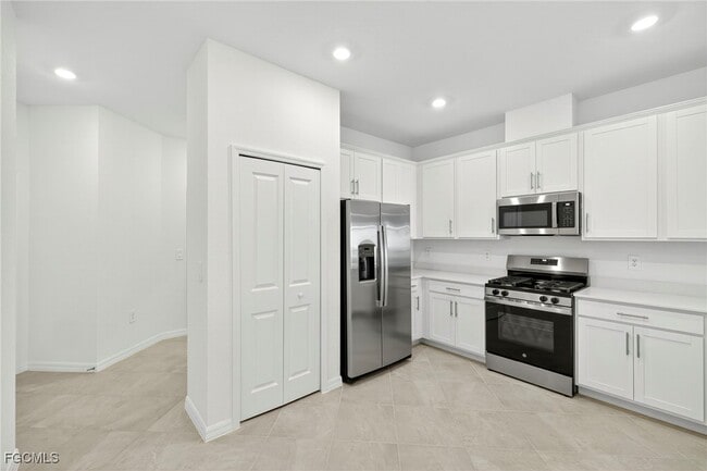 Foto del edificio - 14771 Anchorage Rd