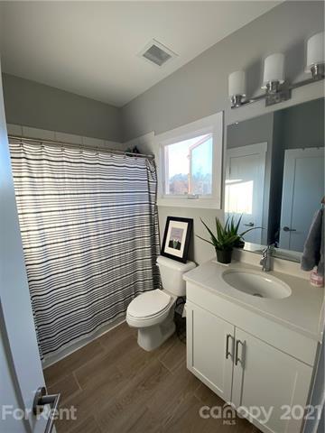 Foto del edificio - 1506 Peridoe Point Ln