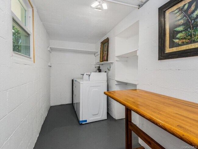 Foto del edificio - 2 Bryn Mawr Pl