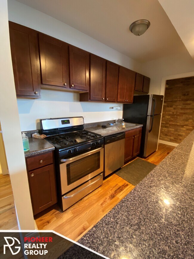 Foto del edificio - 3001 N Broadway St