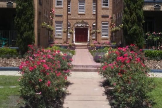 Building Photo - 2829 Herschel St