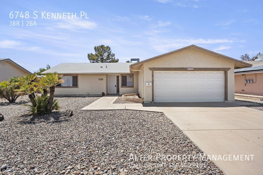Primary Photo - Beautifully renovated three bedroom, two b...