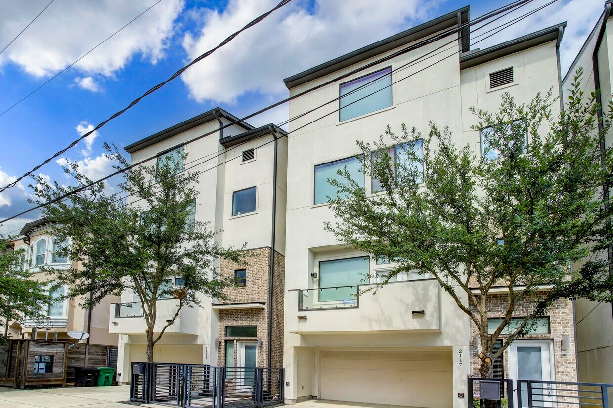 2117 Crocker St, Houston, TX 77006 House for Rent in Houston, TX