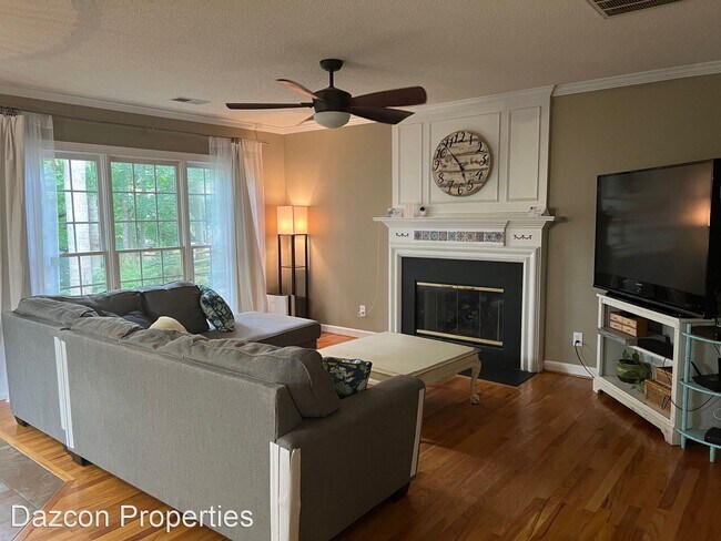 Building Photo - 3 br, 2.5 bath House - 8824 Deerland Court