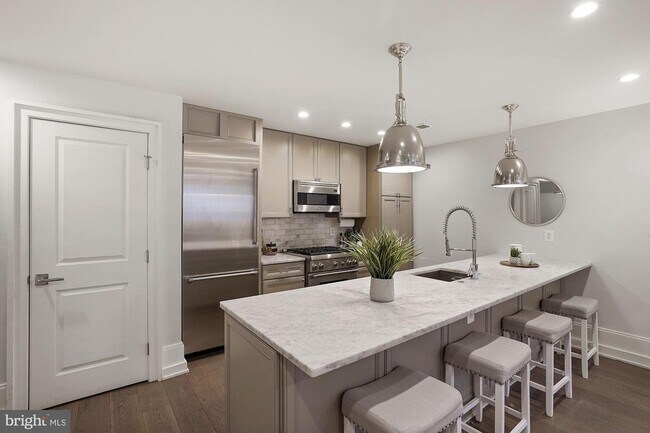 Foto del edificio - 1459 S St NW