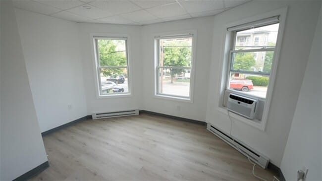 Building Photo - 303 Boston Ave