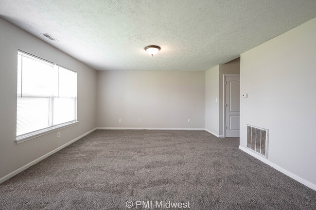 Building Photo - 542 Fisher Creek Drive