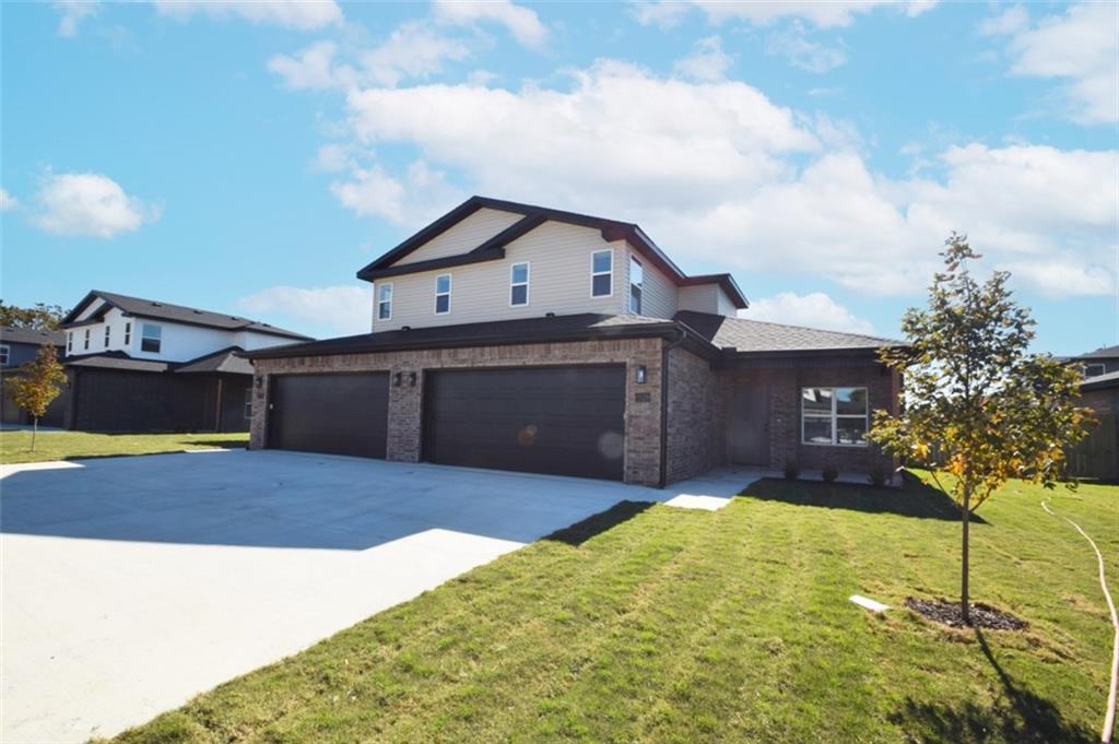 Foto principal - 521 Cosmos St