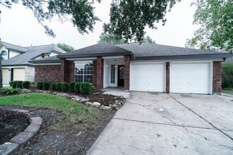 Building Photo - 2314 Pebbledowne Cir