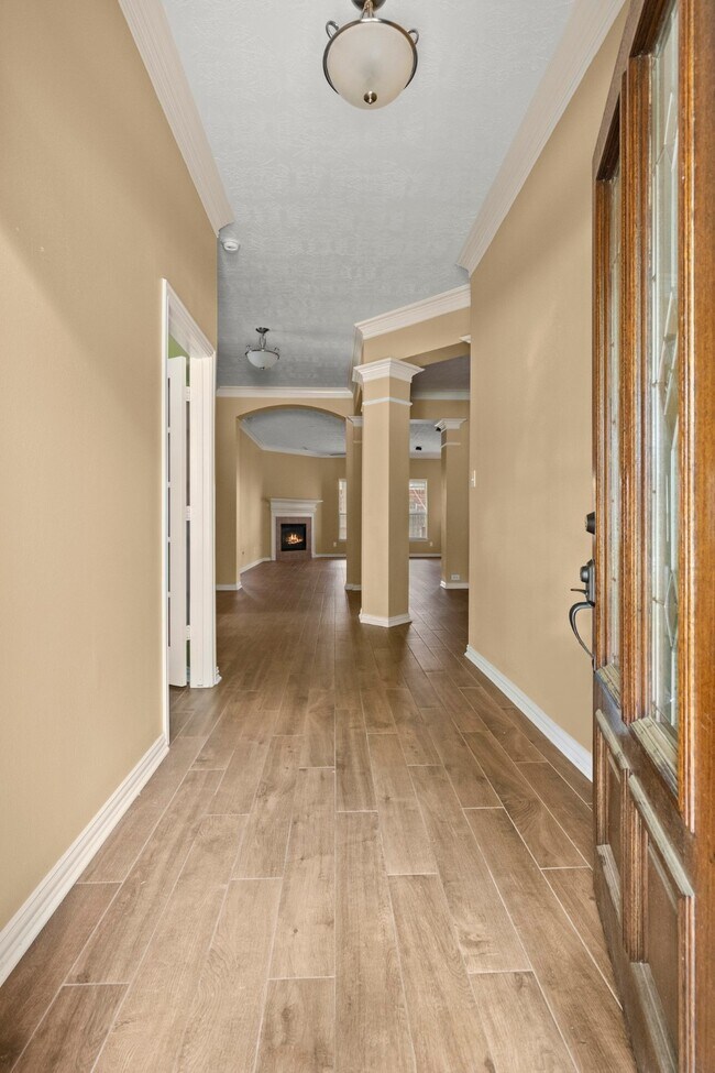 Foto del edificio - 19830 Broadhead Manor Dr