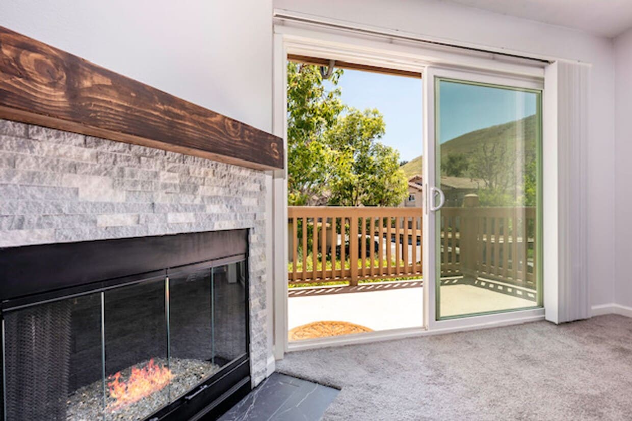 Primary Photo - Upper 2 Bedroom, 2 Bath in Rancho Santa Margarita with Garage and Parking, be Home by New Years!