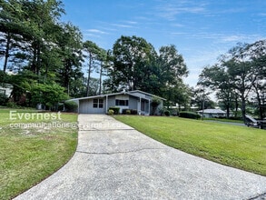 Building Photo - 545 Edgecrest Cir