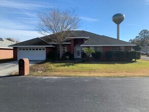 Building Photo - 251 Beacon Way