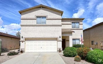 Building Photo - 5608 E Lush Vista View
