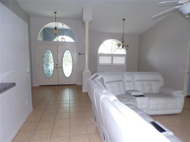 Building Photo - 2827 Beckett Ct
