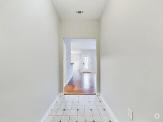 Building Photo - 143 Creve Core Dr