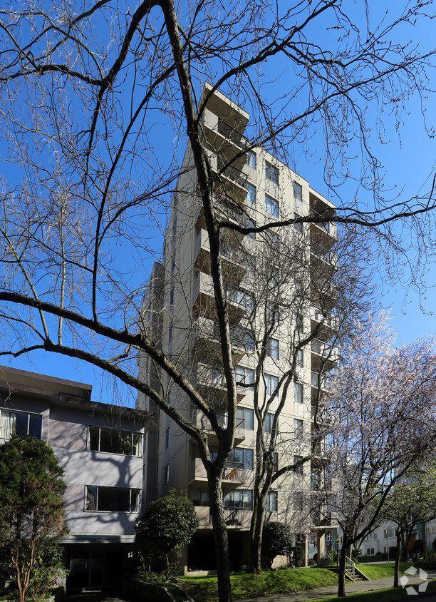 Building Photo - Gilford Towers