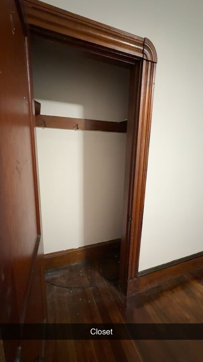 Building Photo - 72 Fair St